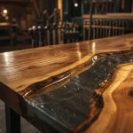 Table en resine avec bois sec et coulée d’epoxy transparente